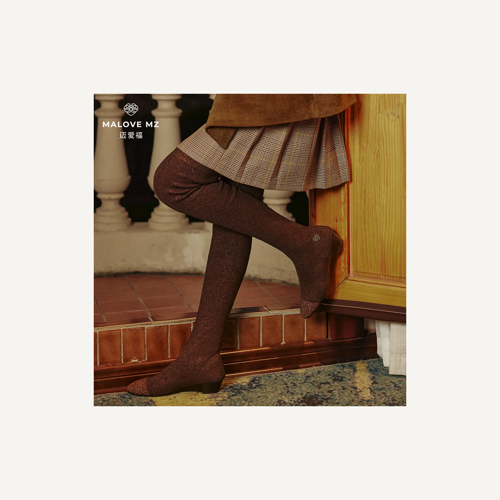 Round-toe over-knee boots · 21A23H-3